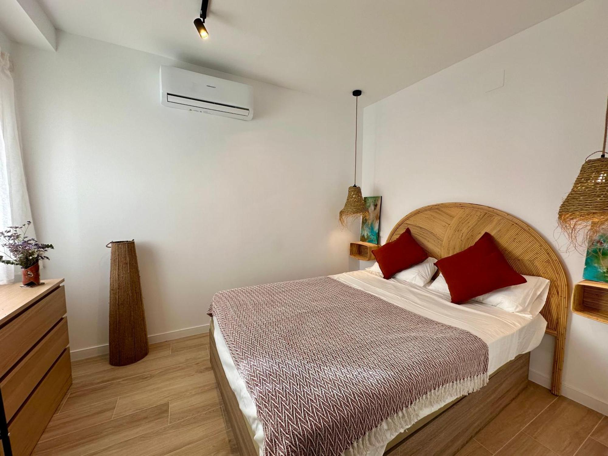 Atico Con Solarium Y Bbq Cerca Del Centro 6 Pax Διαμέρισμα Μάλαγα Εξωτερικό φωτογραφία