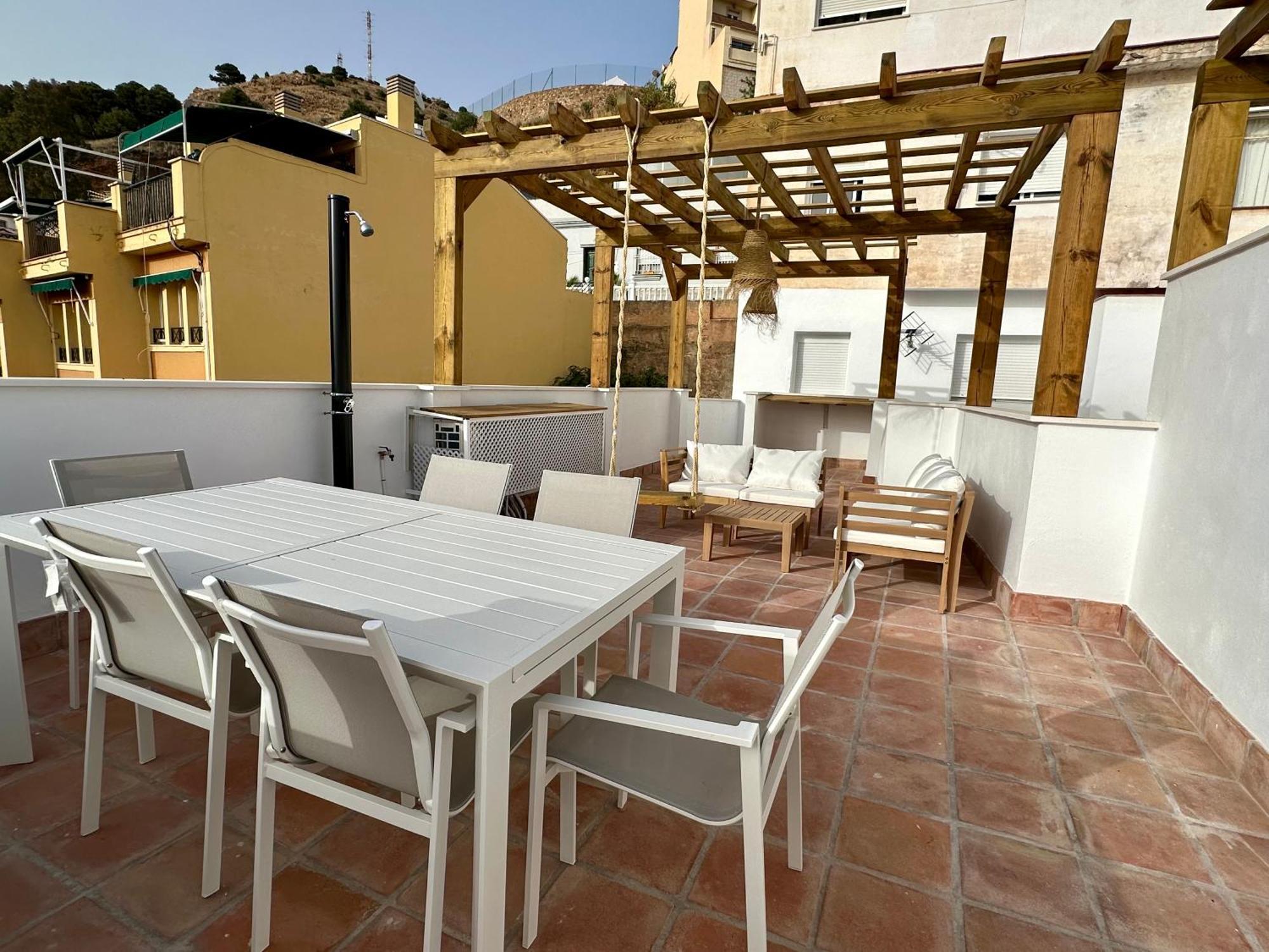 Atico Con Solarium Y Bbq Cerca Del Centro 6 Pax Διαμέρισμα Μάλαγα Εξωτερικό φωτογραφία